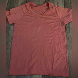 lululemon athletica Coral Short Sleeve Tee